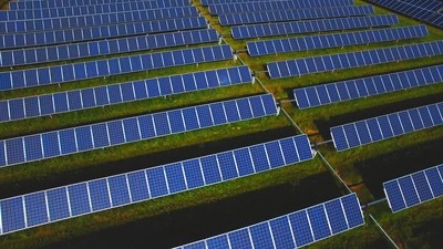 National Grid Renewables and Cargill’s 200-MW Prairie Wolf solar project in Illinois under construction